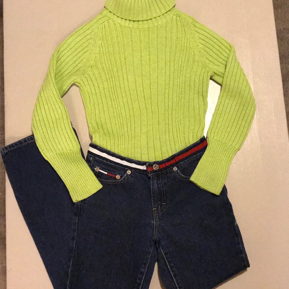 TOMMY HILFIGER  & CHRISTIE BROOKS